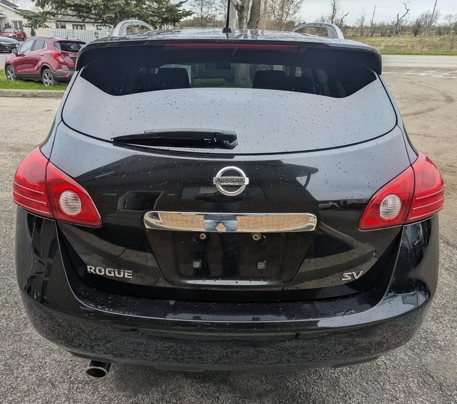 2013 Nissan Rogue FWD 2.5 SV — photo 6 of 10