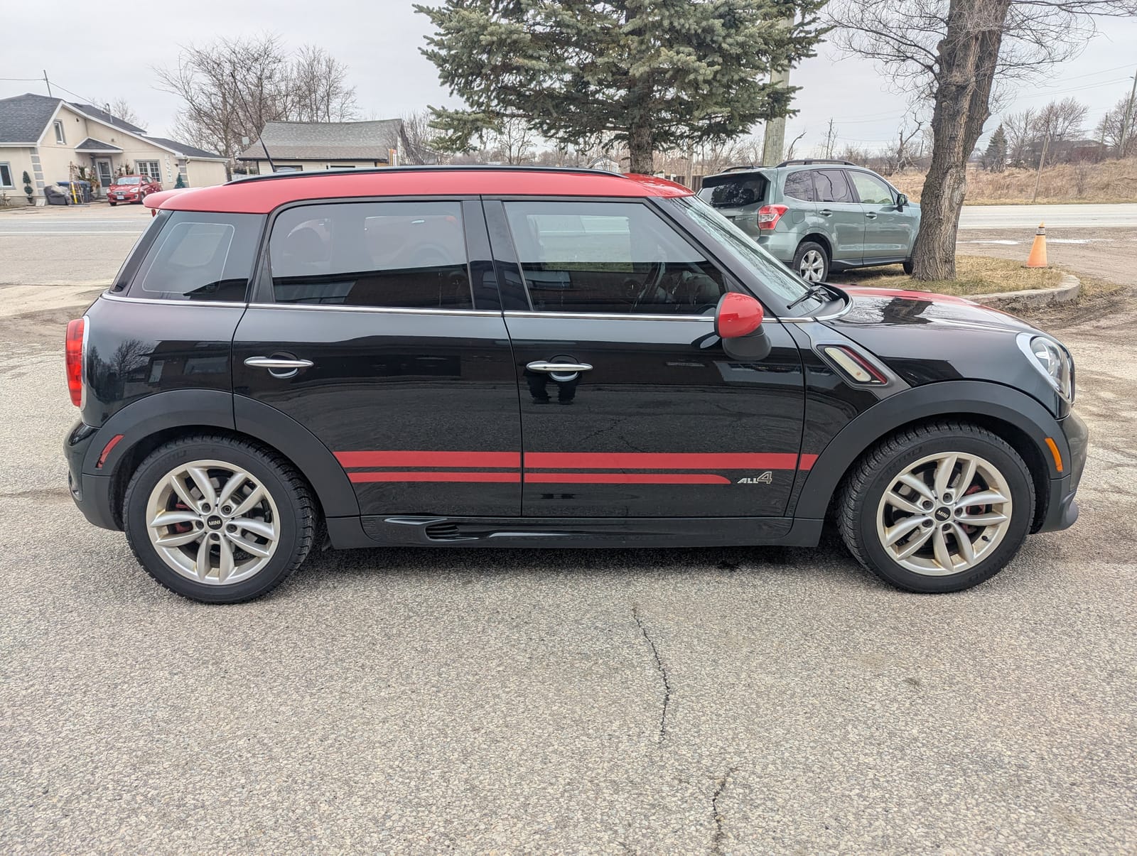 2013 Mini Countryman — photo 2 of 4