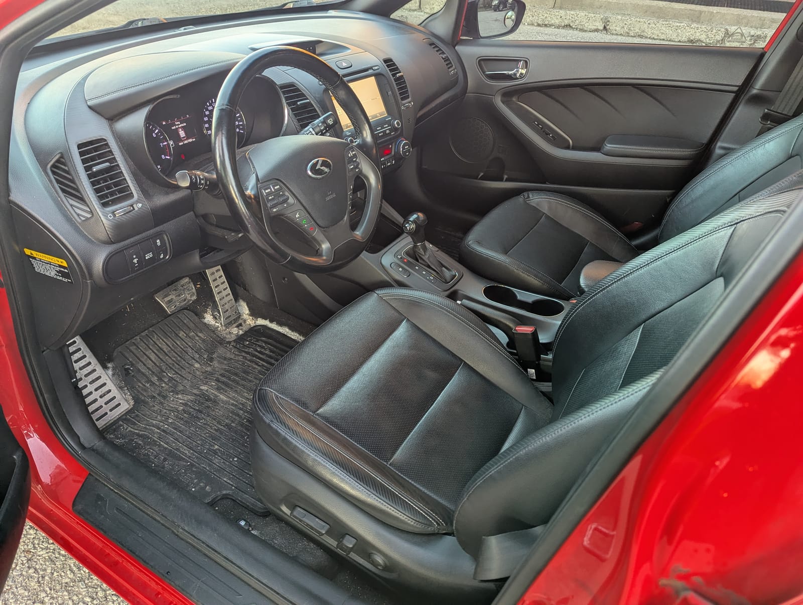2014 Kia Forte 5 — photo 5 of 8