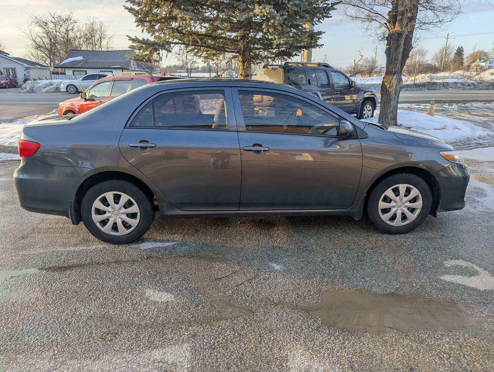 Used 2012 Toyota Corolla for sale at Vaccaro Motors in Caledon, Ontario