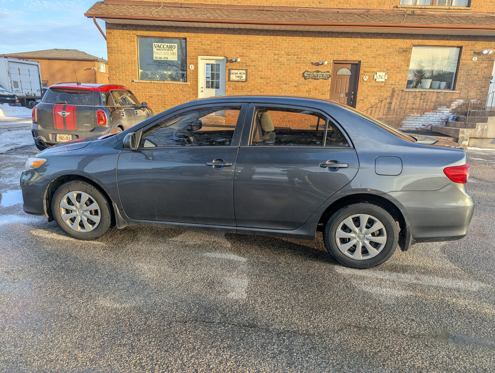 2012 Toyota Corolla — photo 2 of 7