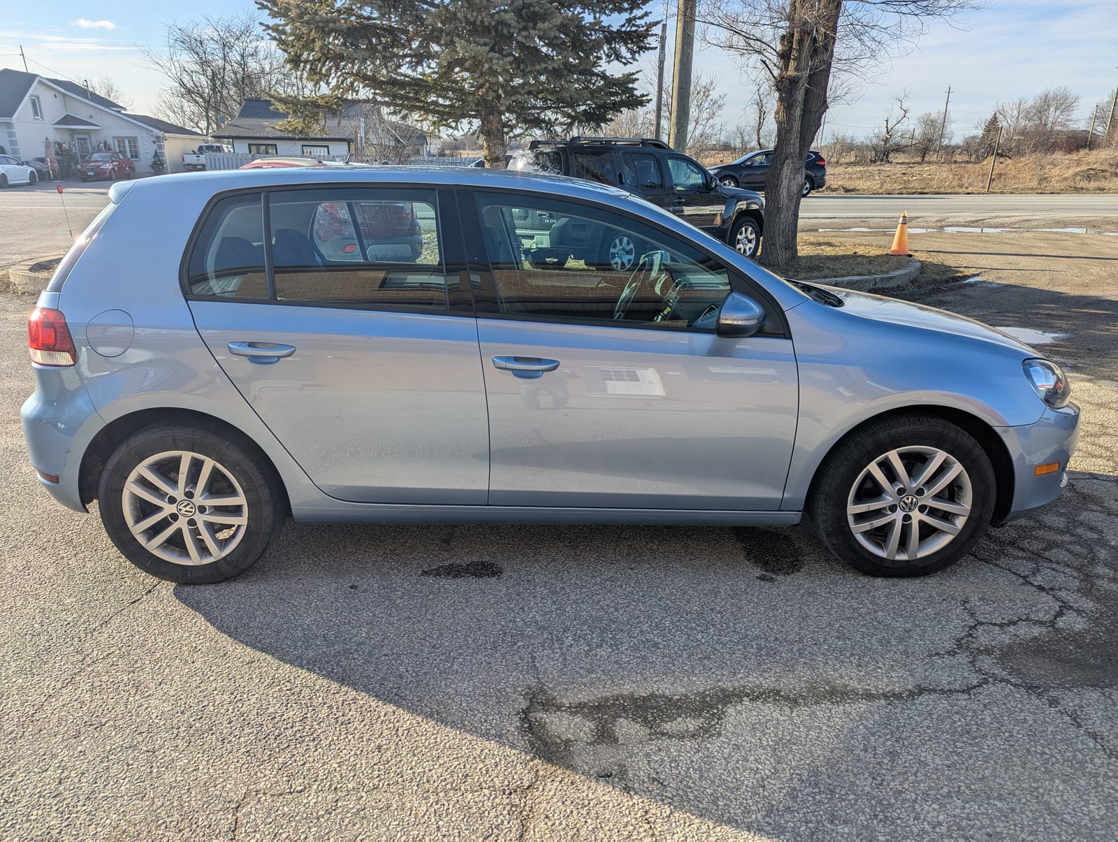 2011 VW Golf — photo 2 of 6