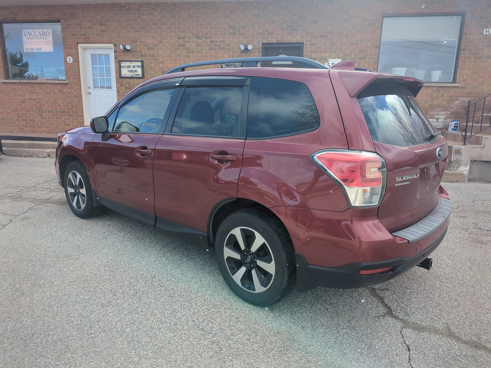 2018 Subaru Forester 2.5I — photo 4 of 4